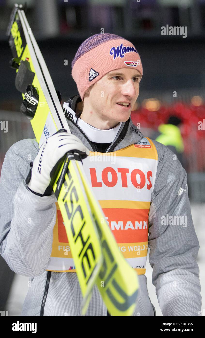 Karl Geiger (GER) durante la gara di squadra della FIS Ski Jumping World Cup a Zakopane il 25 gennaio 2020 a Zakopane, Polonia. (Foto di Foto Olimpik/NurPhoto) Foto Stock