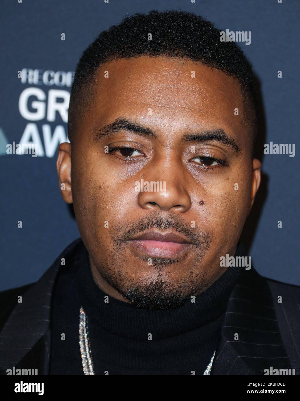 BEVERLY HILLS, LOS ANGELES, CALIFORNIA, USA - 25 GENNAIO: NAS arriva alla Recording Academy e Clive Davis' 2020 Pre-GRAMMY Gala tenutosi presso il Beverly Hilton Hotel il 25 gennaio 2020 a Beverly Hills, Los Angeles, California, Stati Uniti. (Foto di Xavier Collin/Image Press Agency/NurPhoto) Foto Stock