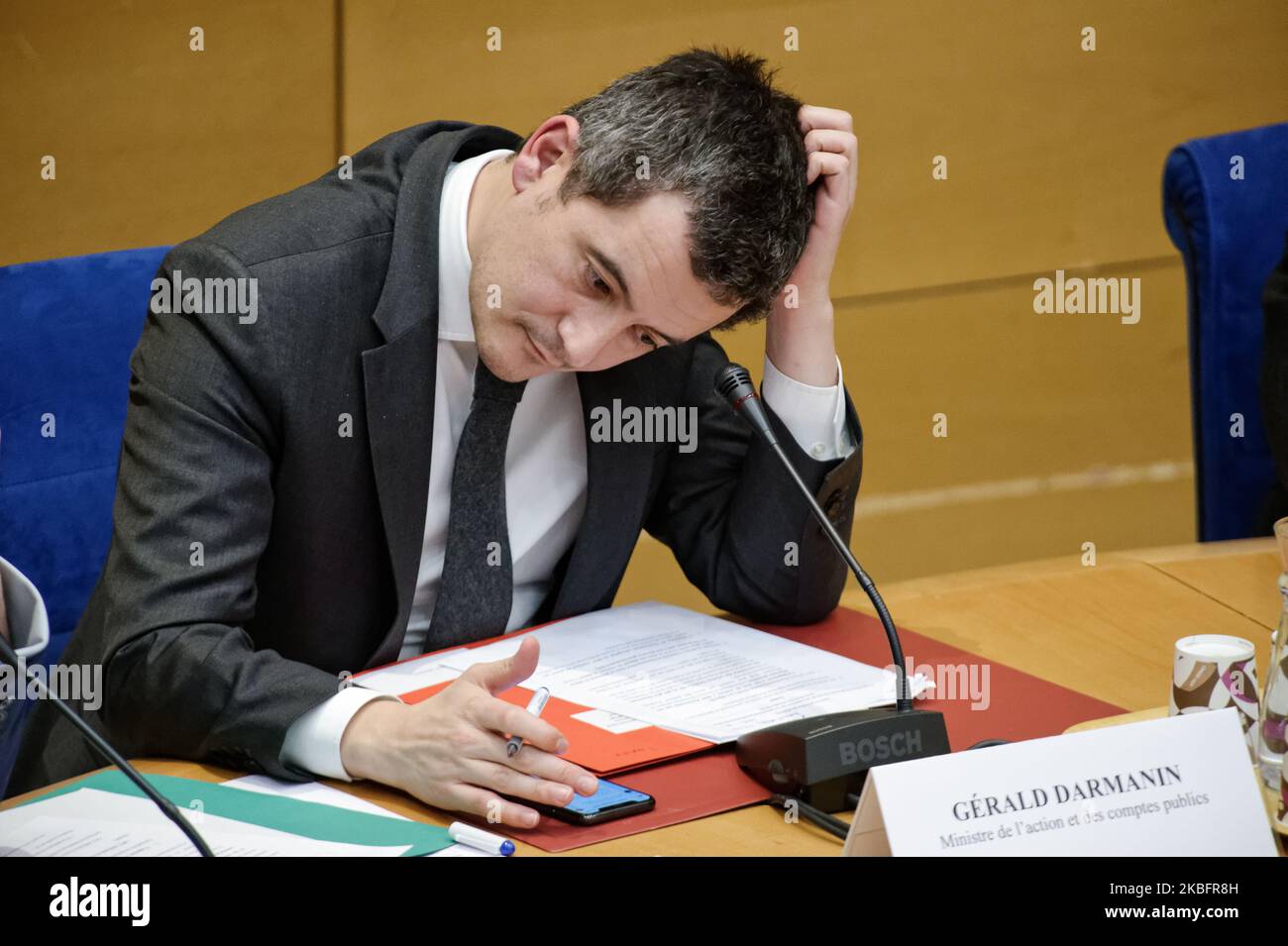 Il Ministro francese dell'azione pubblica e dei conti Gerald Darmanin esamina i risultati dell'anno 2019 davanti al Comitato finanziario del Senato - 28 gennaio 2020, Parigi (Foto di Daniel Pier/NurPhoto) Foto Stock