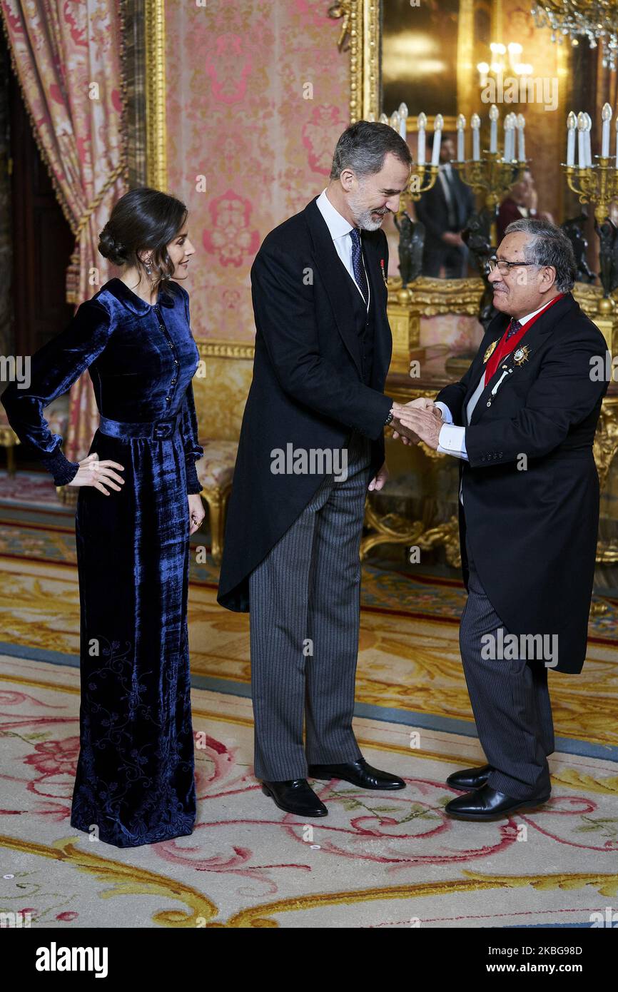 Re Felipe VI e la Regina Letizia di Spagna frequentano il ricevimento del corpo Diplomatico al Palazzo reale di Madrid, Spagna. Febbraio 05, 2020. (Foto di A. Ware/NurPhoto) Foto Stock