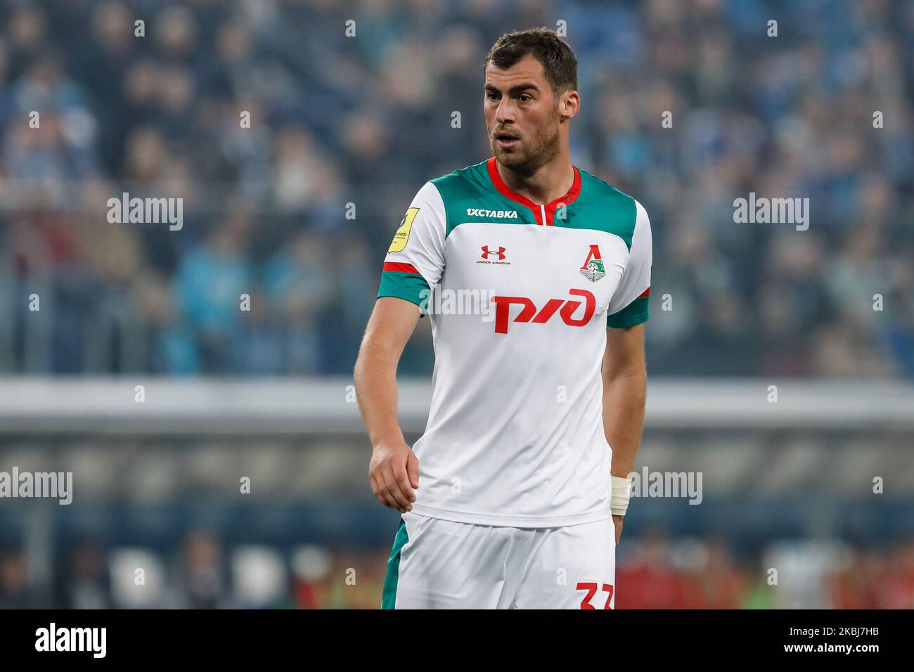 Salomone Kvirkvelia di Lokomotiv Moscow guarda avanti durante la partita della Premier League russa tra il FC Zenit San Pietroburgo e il FC Lokomotiv Moscow il 29 febbraio 2020 alla Gazprom Arena di San Pietroburgo, Russia. (Foto di Mike Kireev/NurPhoto) Foto Stock