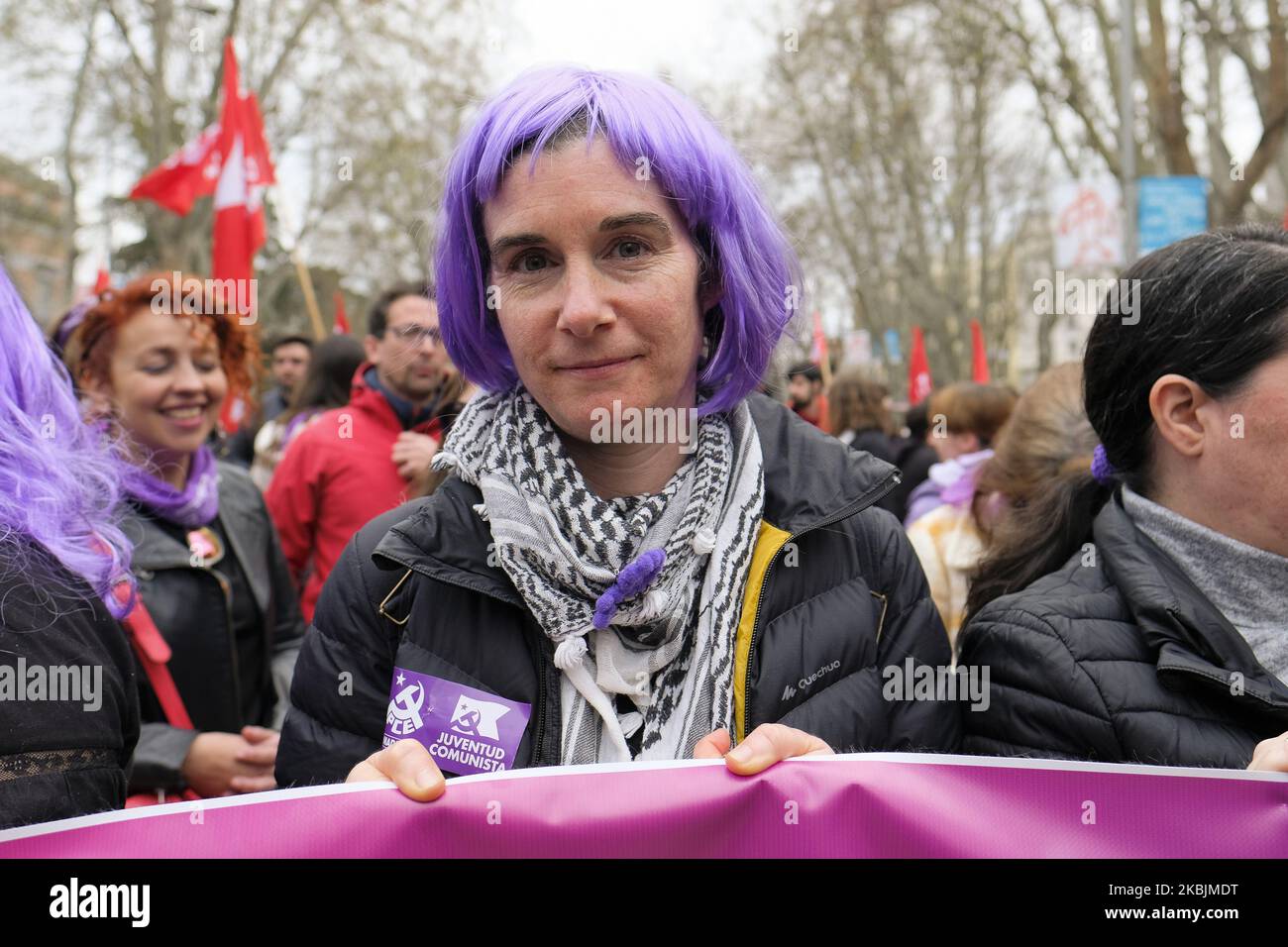 donne con un simbolo femminista durante una protesta in occasione della Giornata internazionale della donna del 08 marzo 2020 a Madrid, Spagna. La Spagna celebra oggi la Giornata internazionale della donna con innumerevoli proteste programmate per tutto il giorno in tutto il paese in difesa dei loro diritti. Alcune delle richieste del movimento femminista sono pari diritti di lavoro, diritto delle donne all'aborto e fine della violenza contro le donne, del razzismo e della xenofobia in tutto il mondo. (Foto di Oscar Gonzalez/NurPhoto) Foto Stock