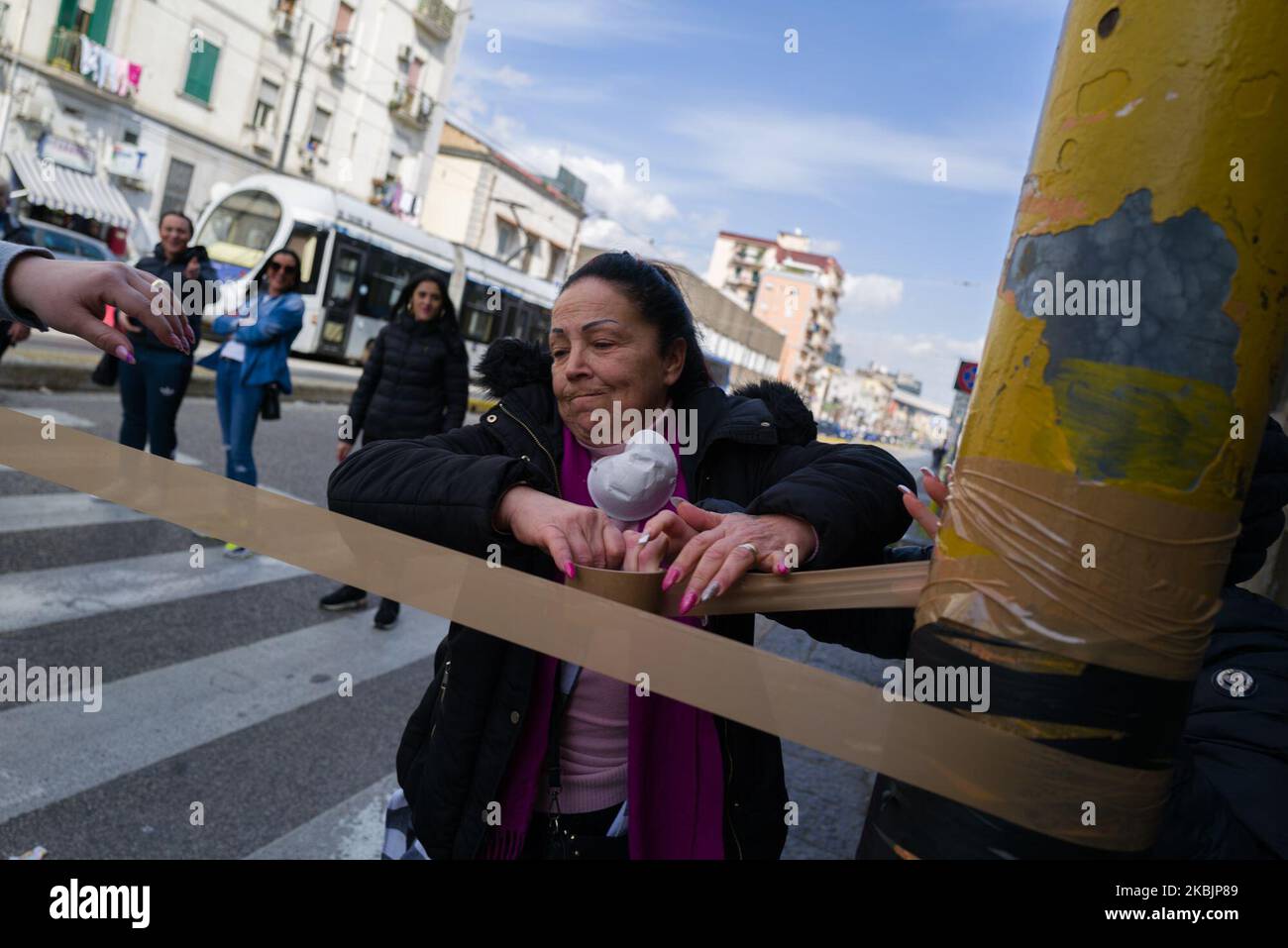 Protesta contro il Covid-19 fuori dal carcere di Poggioreale a Napoli, Italia 09 marzo (Foto di Paolo Manzo/NurPhoto) Foto Stock