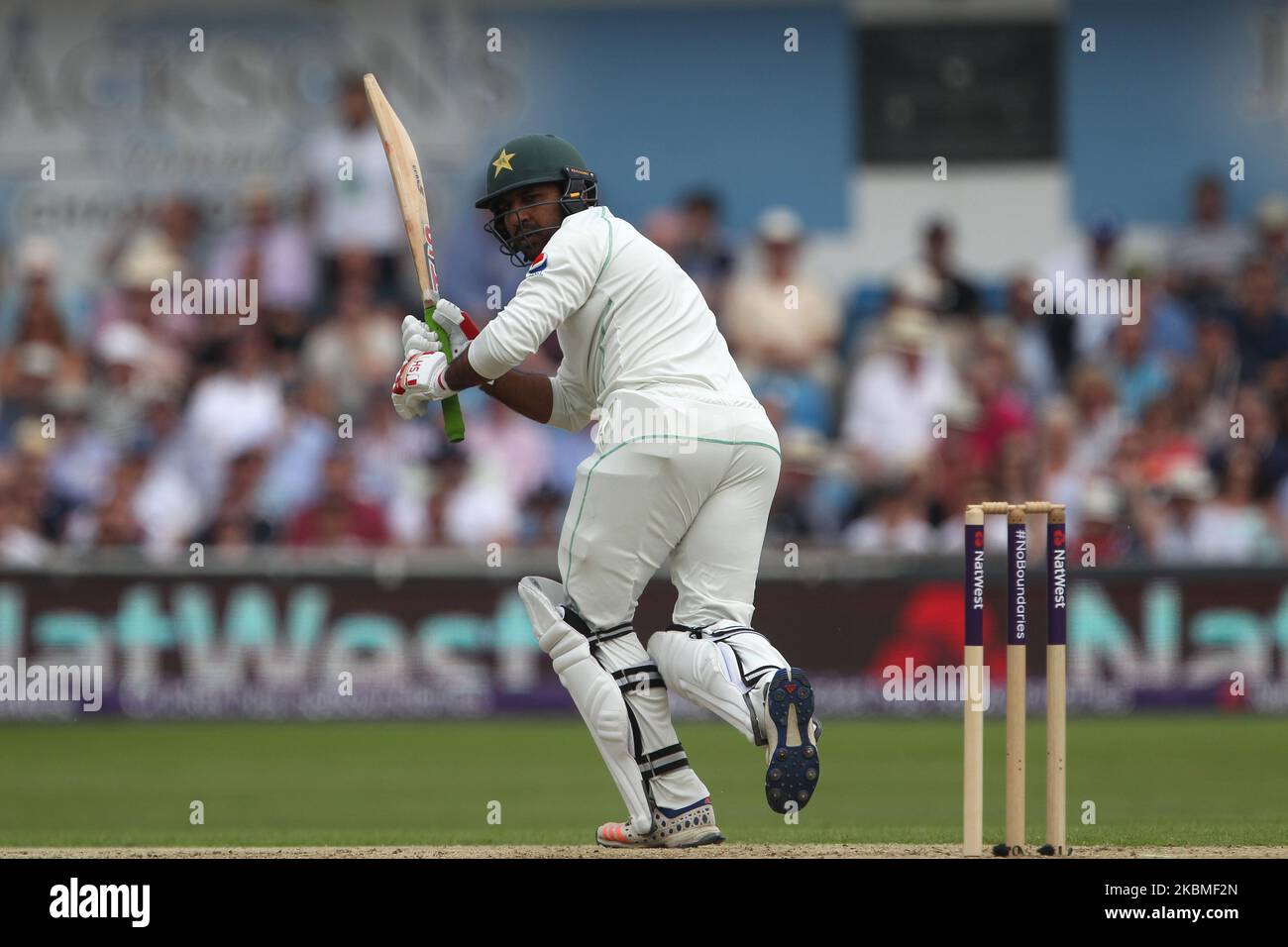 Il capitano pakistano Safraz Ahmed battendo durante il primo giorno della seconda partita di Nat West Test tra Inghilterra e Pakistan all'Headingley Cricket Ground di Leeds venerdì 1st giugno 2018. (Foto di Mark Fletcher/MI News/NurPhoto) Foto Stock