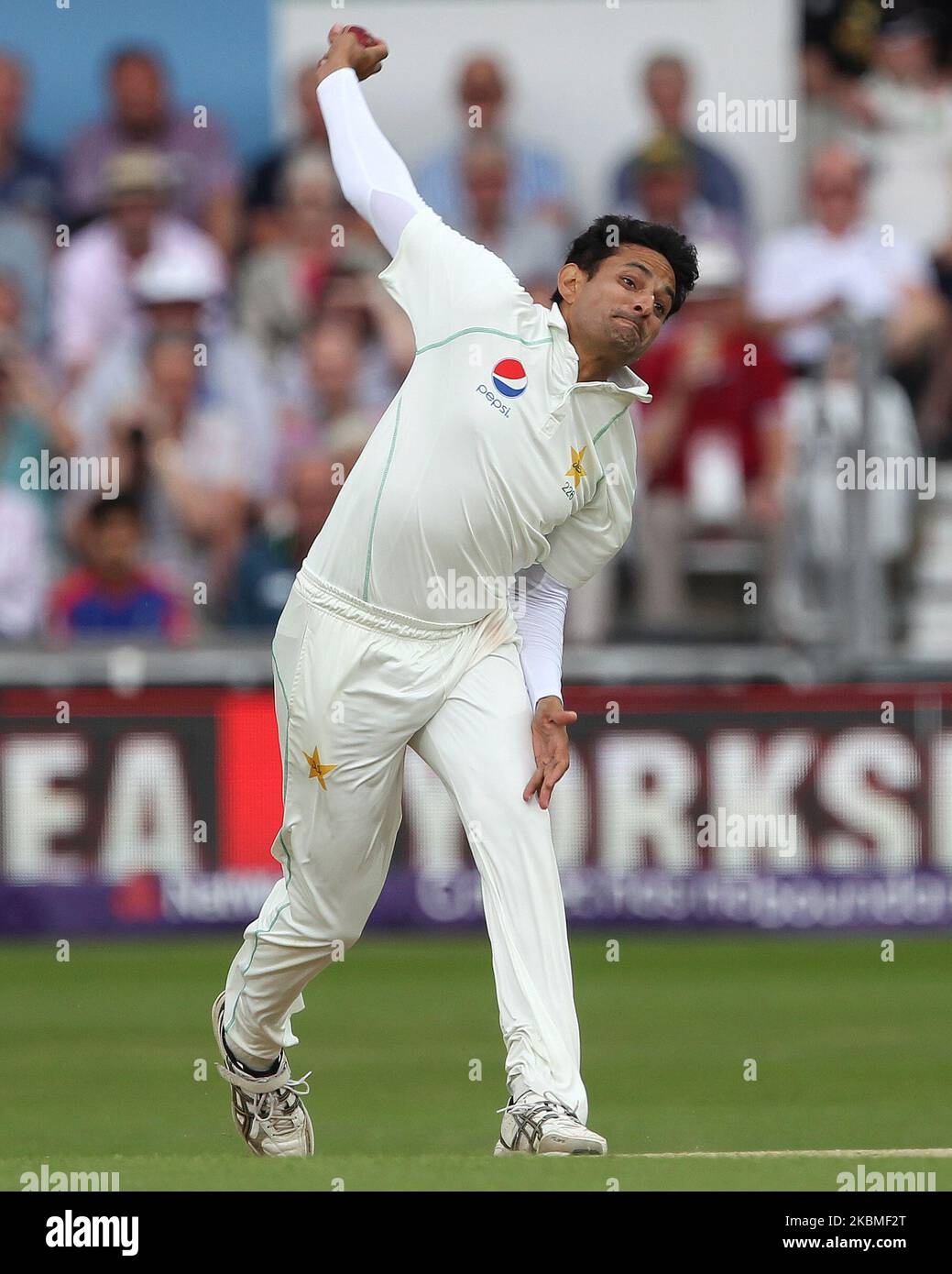 Mohammed Abbas del Pakistan bowling durante il terzo giorno della seconda partita di Nat West Test tra Inghilterra e Pakistan all'Headingley Cricket Ground di Leeds domenica 3rd giugno 2018. (Foto di Mark Fletcher/MI News/NurPhoto) Foto Stock