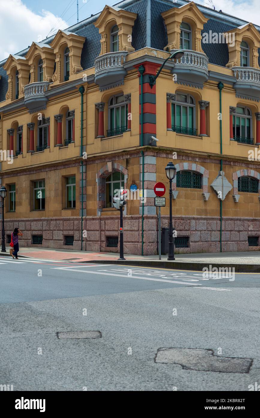 Vista di un vecchio edificio contro il cielo Foto Stock