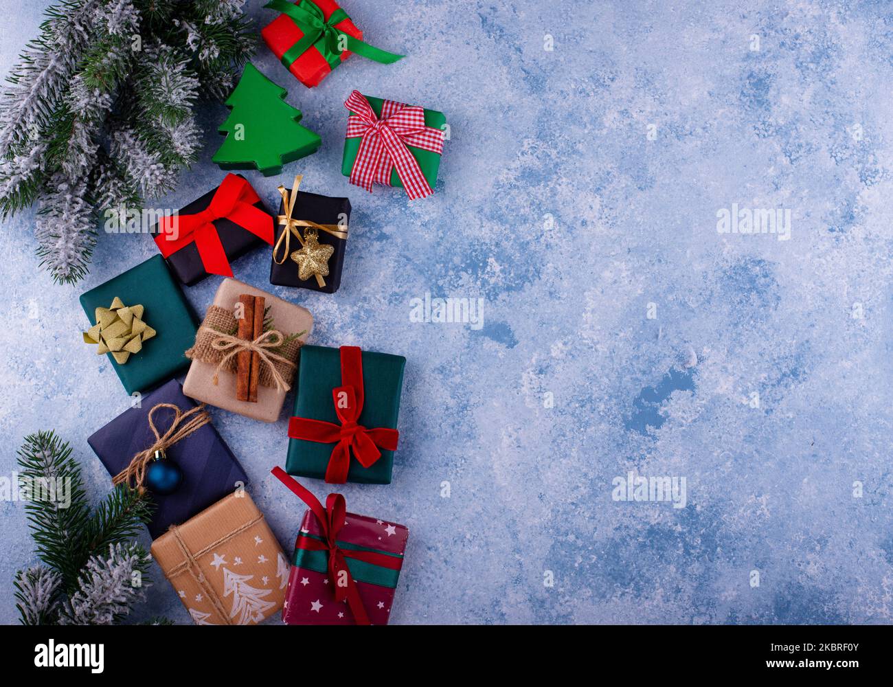 Confezione regalo di Natale e Capodanno Foto Stock
