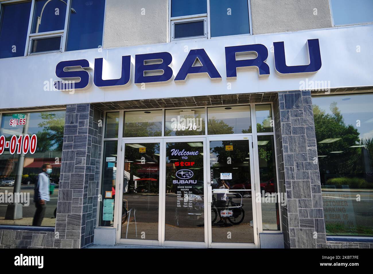 Una visione della concessionaria Subaru a Queens, New York, USA., il 4 luglio 2020. (Foto di John Nacion/NurPhoto) Foto Stock