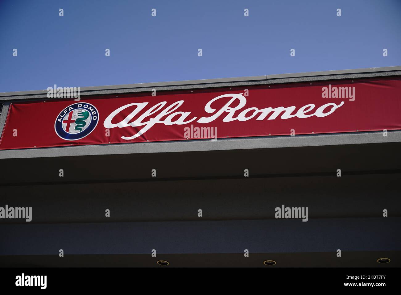 Una vista della concessionaria Alfa Romeo a Queens, New York, USA., il 4 luglio 2020. (Foto di John Nacion/NurPhoto) Foto Stock