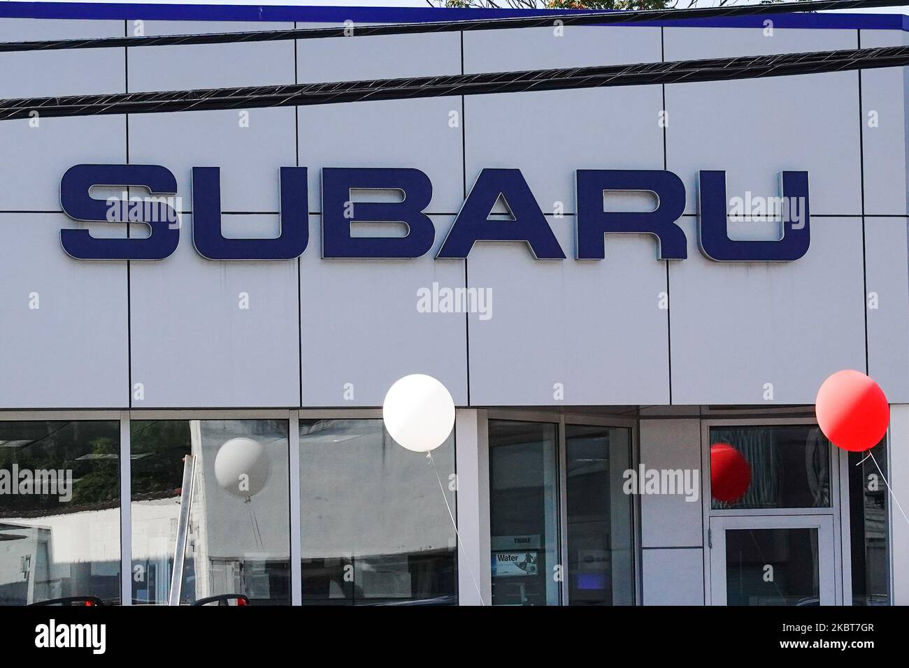 Una visione della concessionaria Subaru a Queens, New York, USA., il 4 luglio 2020. (Foto di John Nacion/NurPhoto) Foto Stock