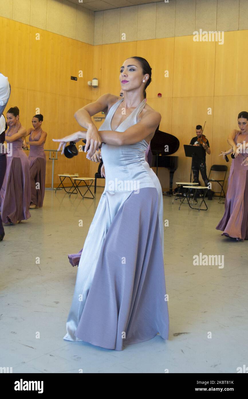 Prova generale di ''Alento'', il lavoro che la compagnia di Antonio Najarro, ex direttore del Balletto Nazionale Spagnolo (BNE), presenterà il 11 luglio nel quadro del 69th° Festival Internazionale di Musica e Danza di Granada. Madrid. 8 luglio 2020 spagna (Foto di Oscar Gonzalez/NurPhoto) Foto Stock