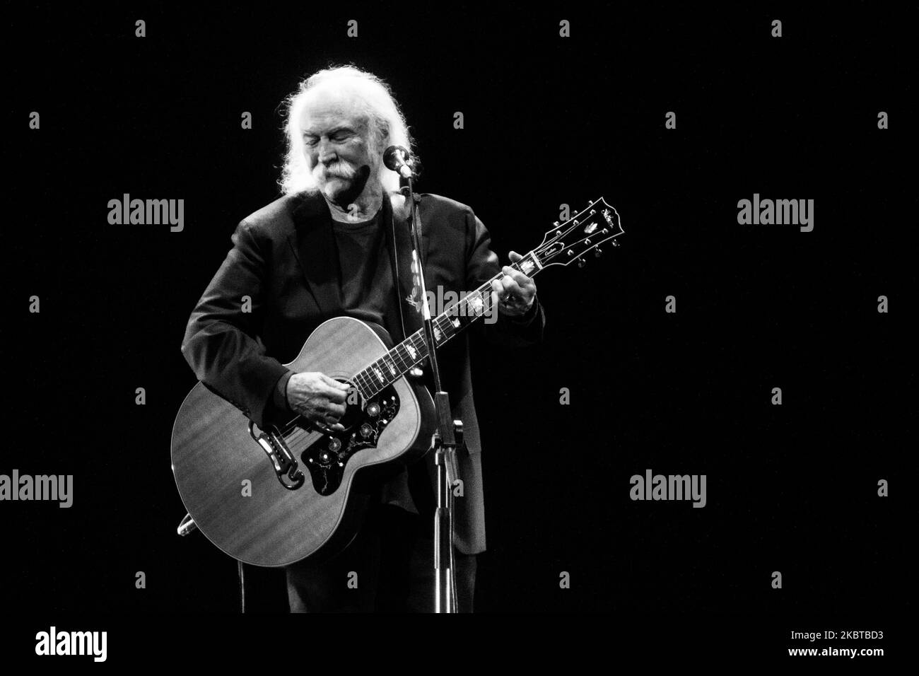 David Crosby suona dal vivo a Como il 10 2014 dicembre (Foto di Mairo Cinquetti/NurPhoto) Foto Stock