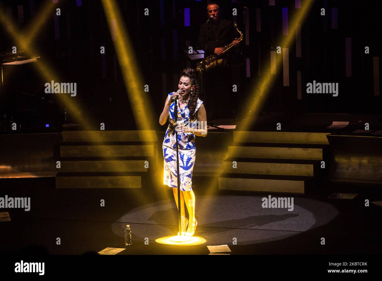 Nina Zilli suona dal vivo a Milano il 4 2015 maggio (Foto di Mairo Cinquetti/NurPhoto) Foto Stock