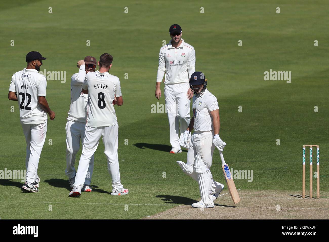 Tom Bailey of Lancashire celebra il wicket di Durham Sean Dickson durante la partita del Bob Willis Trophy tra il Durham County Cricket Club e il Lancashire a Emirates Riverside, Chester le Street, sabato 8th agosto 2020. (Foto di Mark Fletcher/MI News/NurPhoto) Foto Stock