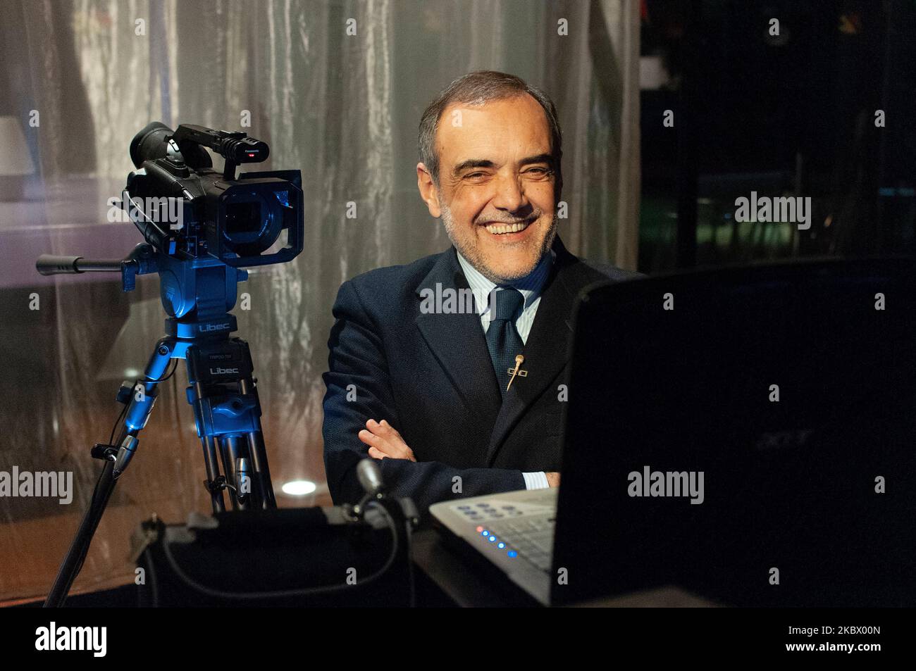 Torino, Italia. Febbraio 8, 2010. Alberto Barbera, attuale direttore del Festival Internazionale del Cinema di Venezia durante un'intervista Foto Stock