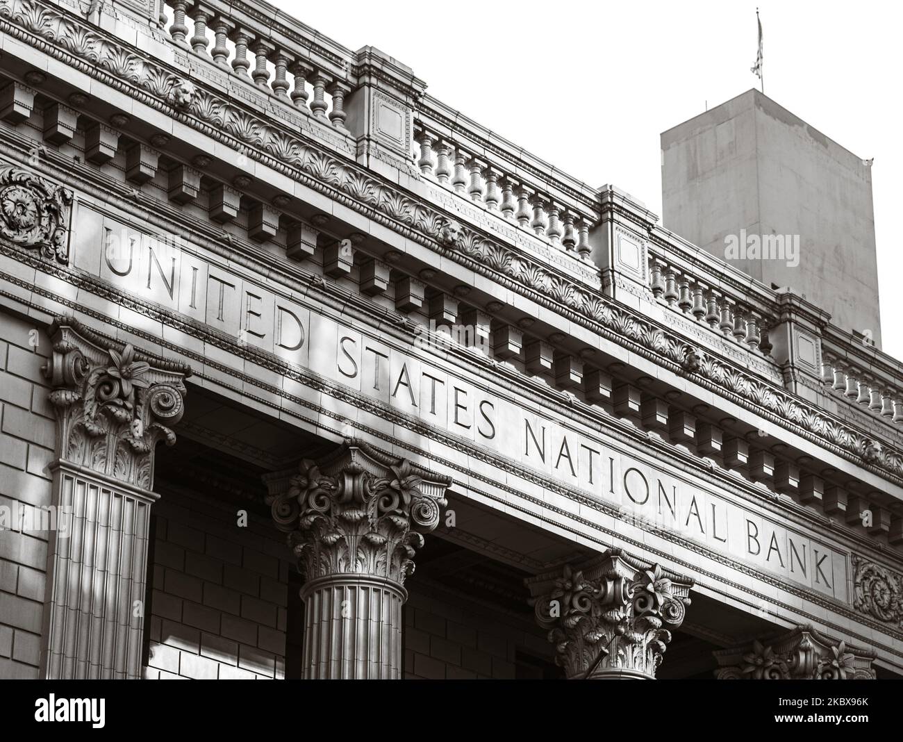 PORTLAND, OREGON, USA - 14 ottobre 2022: Splendido edificio architettonico della National Bank degli Stati Uniti nel centro di Portland Foto Stock