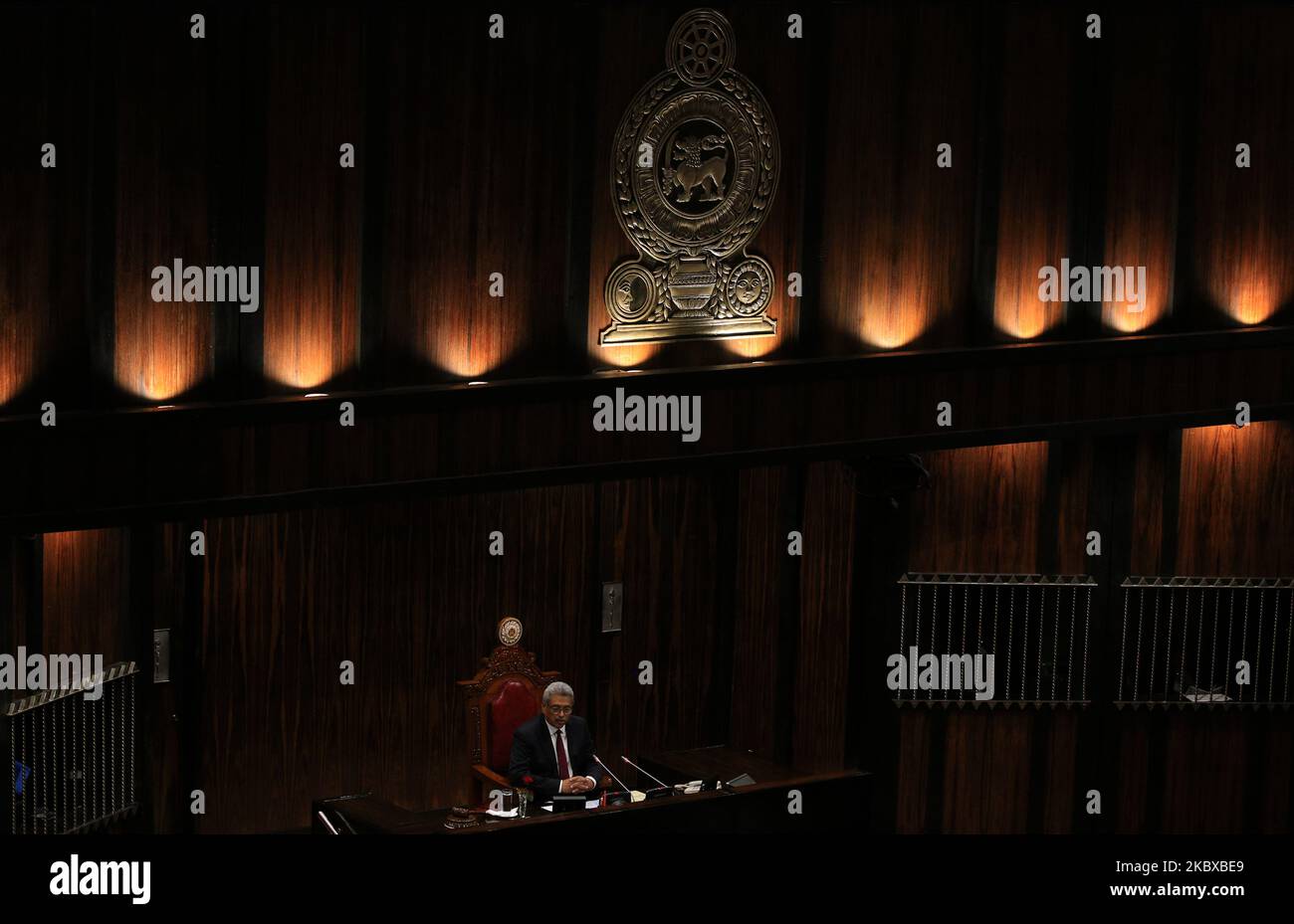 il presidente dello Sri Lanka Gotabaya Rajapaksa alla sessione inaugurale del nuovo parlamento, ha pronunciato il suo discorso politico a Colombo, Sri Lanka. 20 agosto 2020. (Foto di Tharaka Basnayaka/NurPhoto) Foto Stock
