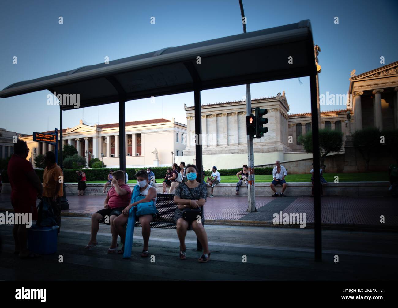 Tutti i passeggeri sono tenuti a indossare maschere in tutti i tipi di trasporto pubblico in Grecia ad Atene, in Grecia, il 16 agosto 2020. C'è una multa di 150 euro per i violatori. (Foto di Maria Chourdari/NurPhoto) Foto Stock