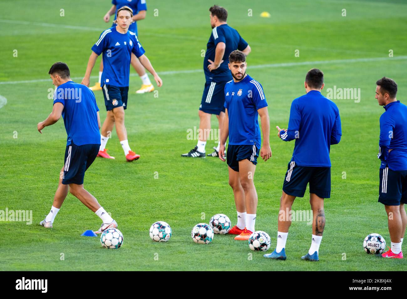 Dinamo Zagreb giocatori durante l'ultimo allenamento prima del gioco: Cfr 1907 Cluj v Dinamo Zagreb UEFA Champions League, secondo turno di Qualifiche, Stadio Dr. Constantin Radulescu, Cluj-Napoca, Romania, 25 agosto 2020 (Foto di Flaviu Buboi/NurPhoto) Foto Stock