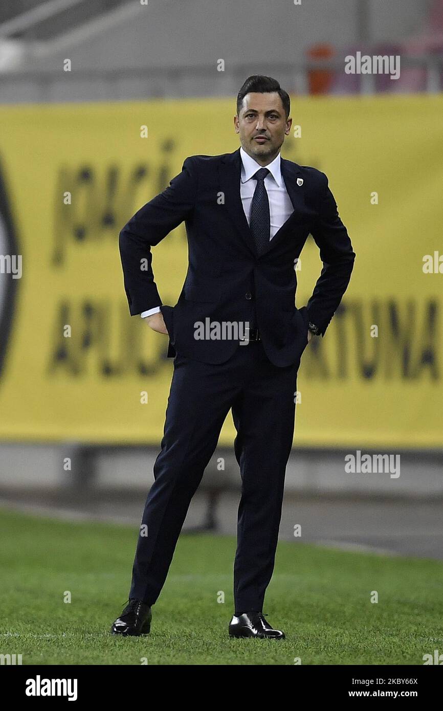 Il capo allenatore della Romania MIREL Radoi reagisce durante la partita della UEFA Nations League 2021 tra Romania e Irlanda del Nord all'Arena Nationala, a Bucarest, Romania, il 4 settembre 2020. (Foto di Alex Nicodim/NurPhoto) Foto Stock