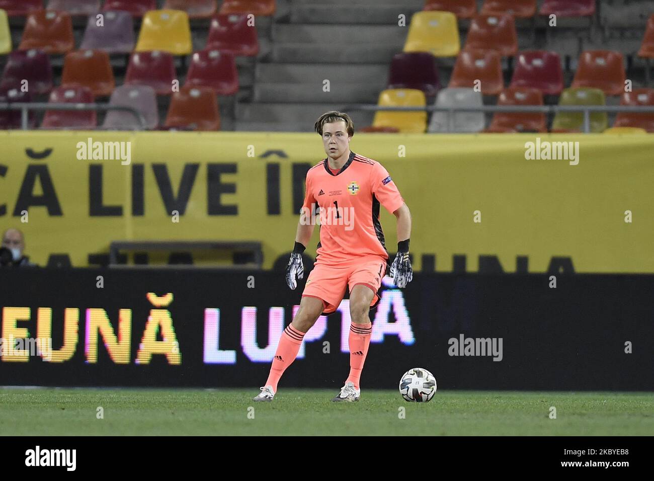 Bailey Peacock-Farrell dell'Irlanda del Nord durante la partita della UEFA Nations League 2021 tra la Romania e l'Irlanda del Nord all'Arena Nationala, a Bucarest, Romania, il 4 settembre 2020. (Foto di Alex Nicodim/NurPhoto) Foto Stock