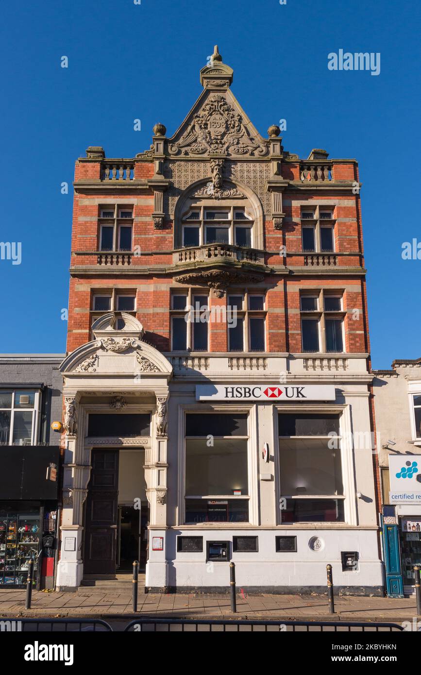Vecchio edificio indipendente che ospita la filiale della banca HSBC a Kings Heath, Birmingham Foto Stock