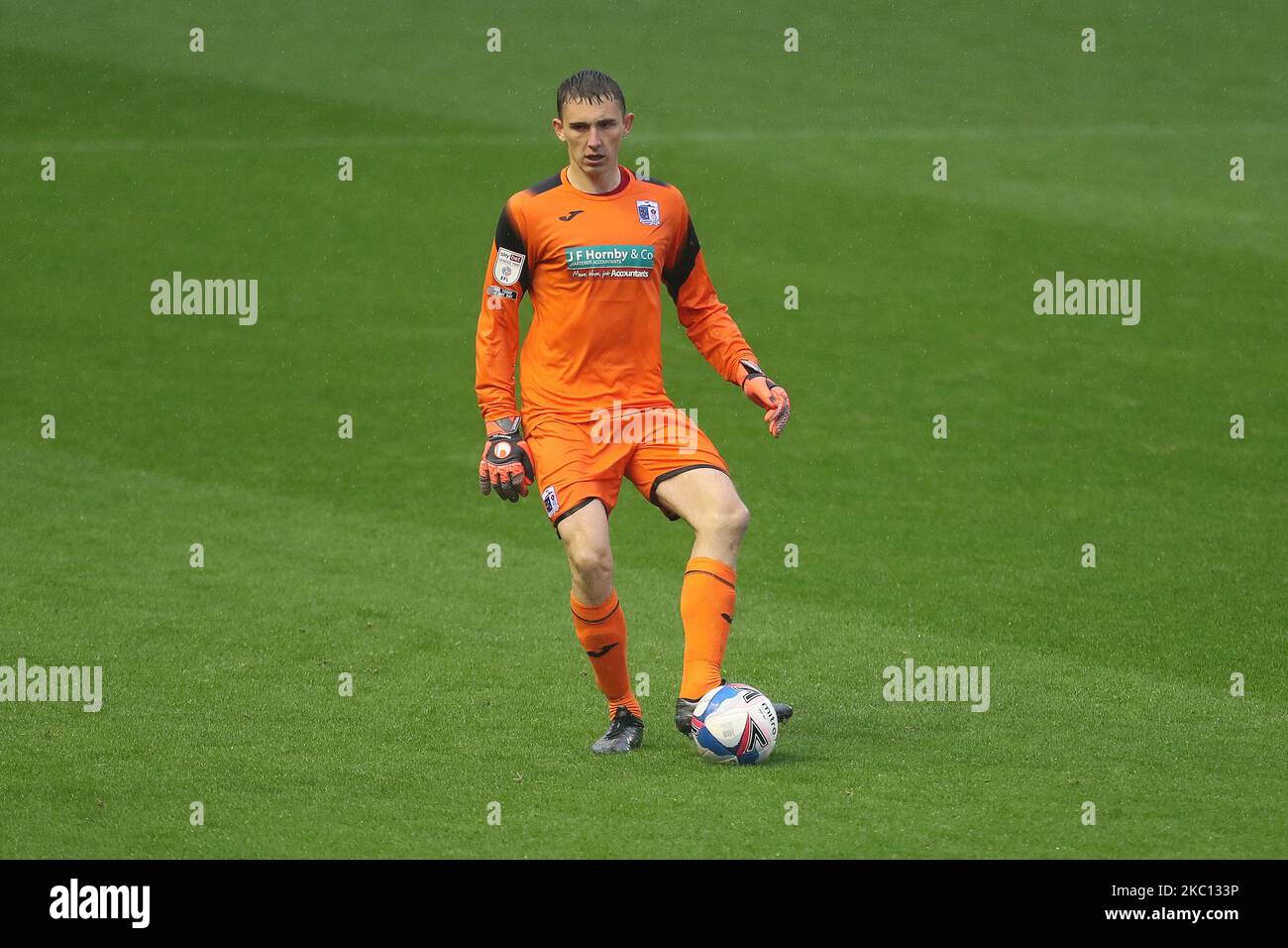 Joel Dixon di Barrowduring la partita della Sky Bet League 2 tra Carlisle United e Barrow a Brunton Park, Carlisle sabato 3rd ottobre 2020. (Foto di Mark Fletcher/MI News/NurPhoto) Foto Stock