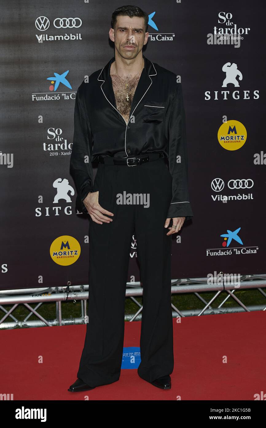 Fernando Valdivieso partecipa al festival cinematografico "No Mataras" di Sitges Red Carpet presso l'hotel Gran Melia di Sitges, Spagna, il 10 ottobre 2020.(Photo by Carlos Dafonte/NurPhoto) Foto Stock