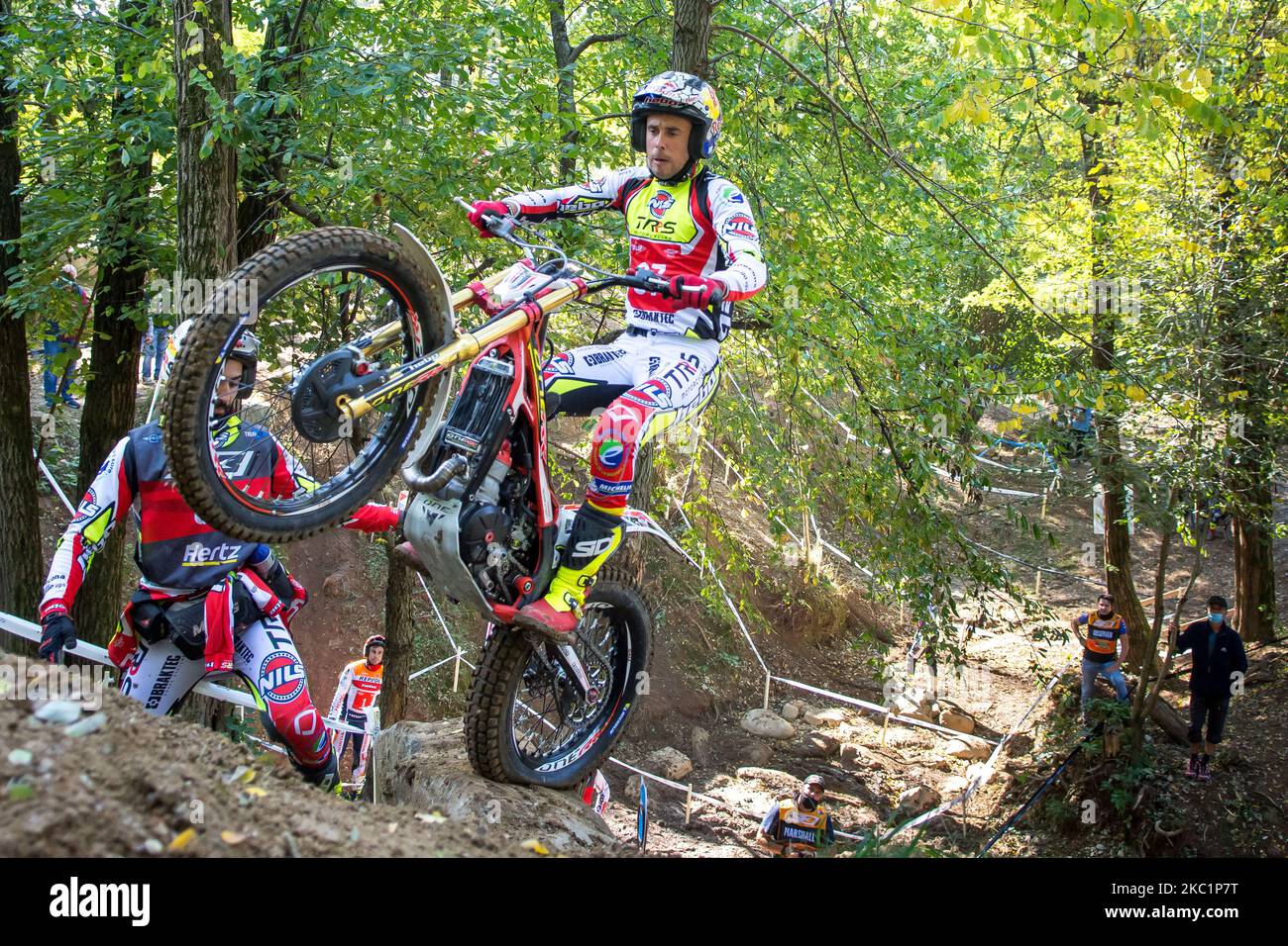 FIM TrialGP World Championships; Adam Raga Sans, TRRS Team, in azione durante i FIM TrialGp World Championships a Lazzate, Italia, il 10 ottobre 2020. (Foto di massimo Bertolini/NurPhoto) Foto Stock