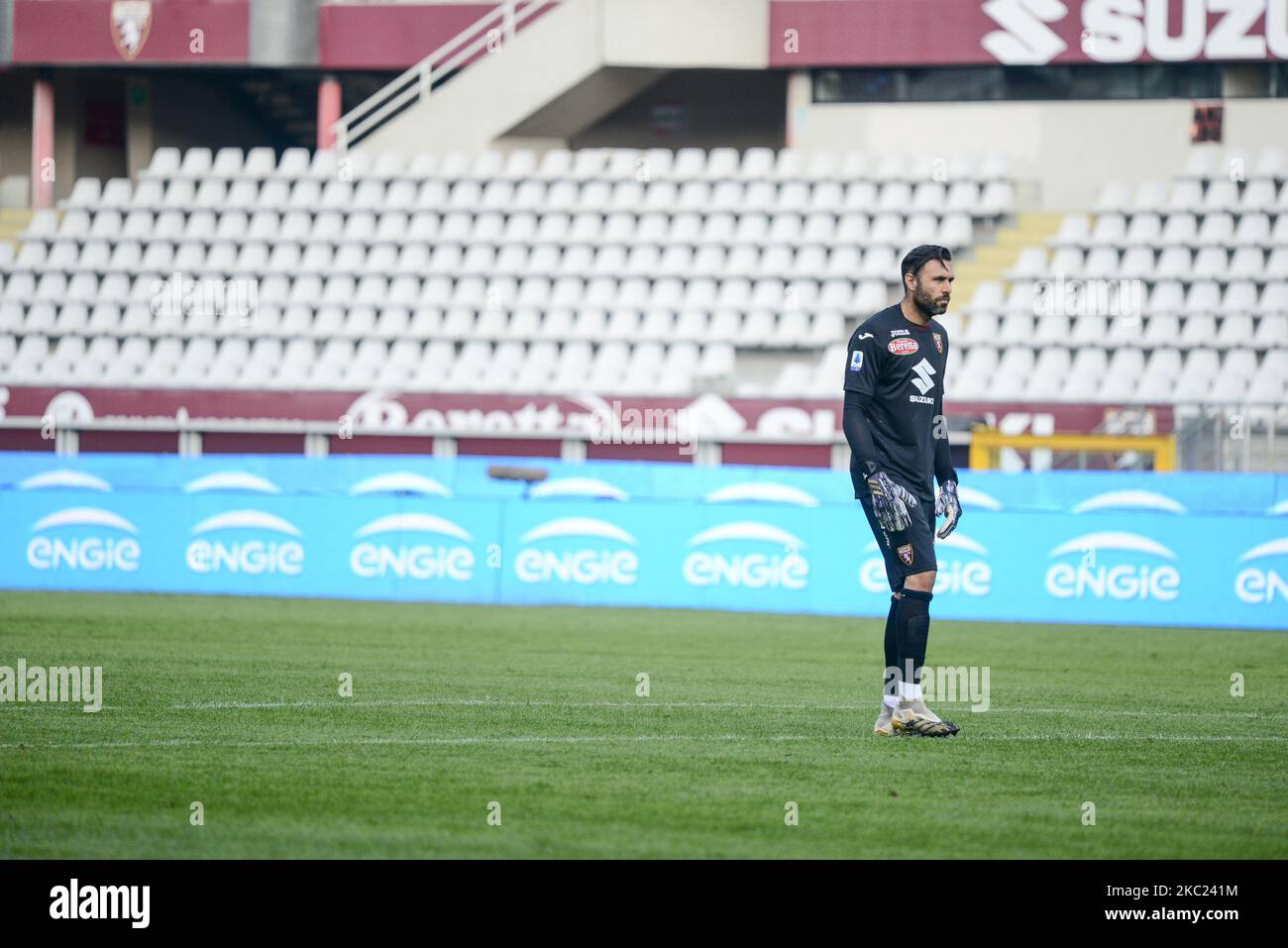Salvatore Sirigu del Torino FC durante la Serie Una partita di calcio tra Torino FC e Cagliari Calcio allo Stadio Olimpico Grande Torino il 18 ottobre 2020 a Torino. (Foto di Alberto Gandolfo/NurPhoto) Foto Stock