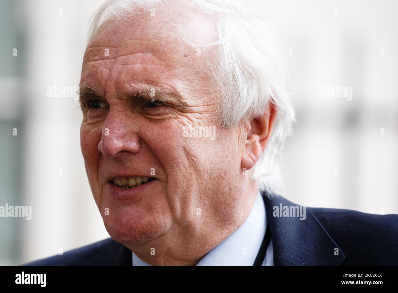 Sir Edward Lister, consigliere strategico capo del primo ministro Boris Johnson, lascia 10 Downing Street a Londra, Inghilterra, il 19 ottobre 2020. (Foto di David Cliff/NurPhoto) Foto Stock