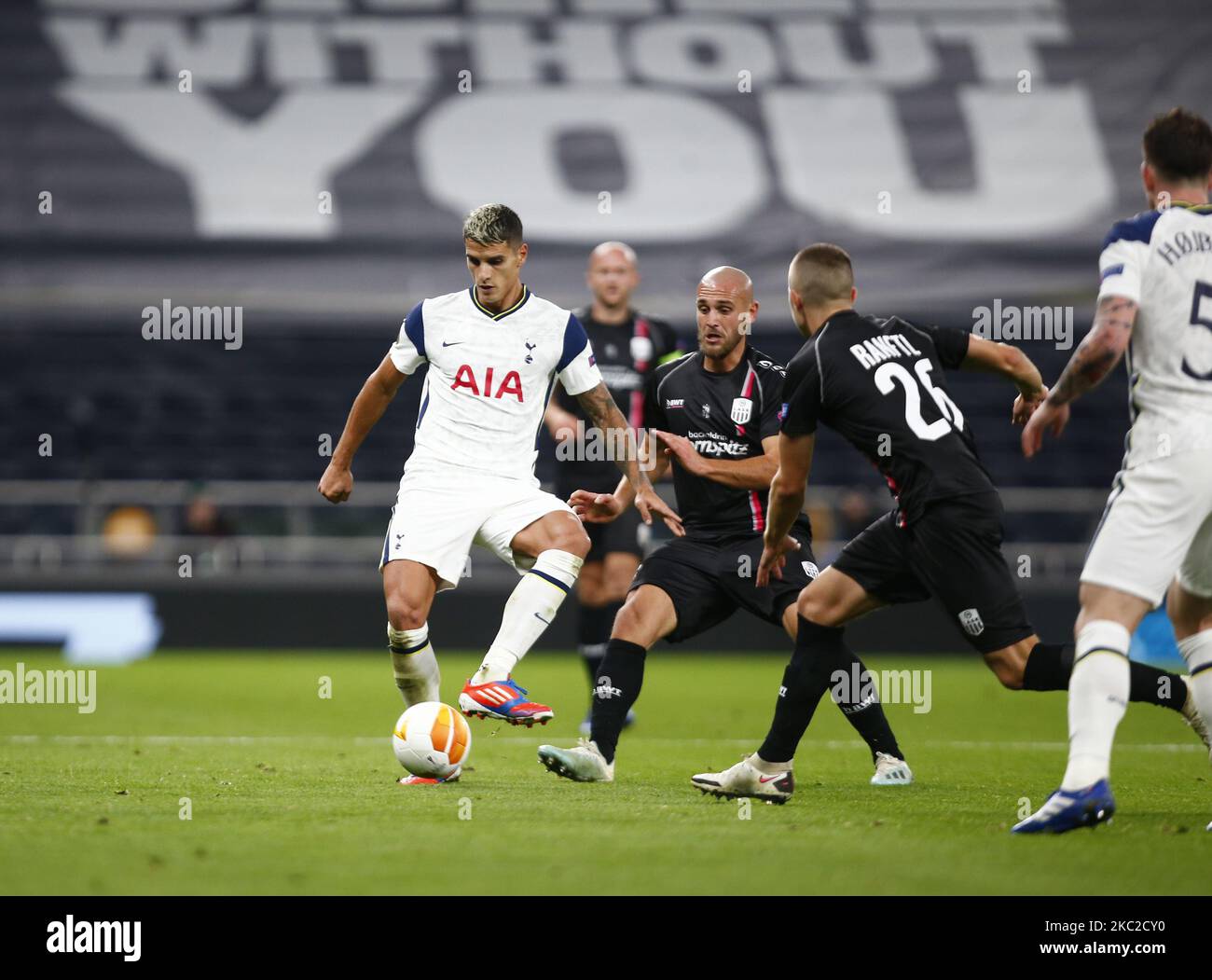 Erik lamela di Tottenham Hotspur durante l'Europa League Group J tra Tottenham Hotspur e LASK allo stadio Tottenham Hotspur , Londra, Inghilterra il 22nd ottobre 2020 (Photo by Action Foto Sport/NurPhoto) Foto Stock