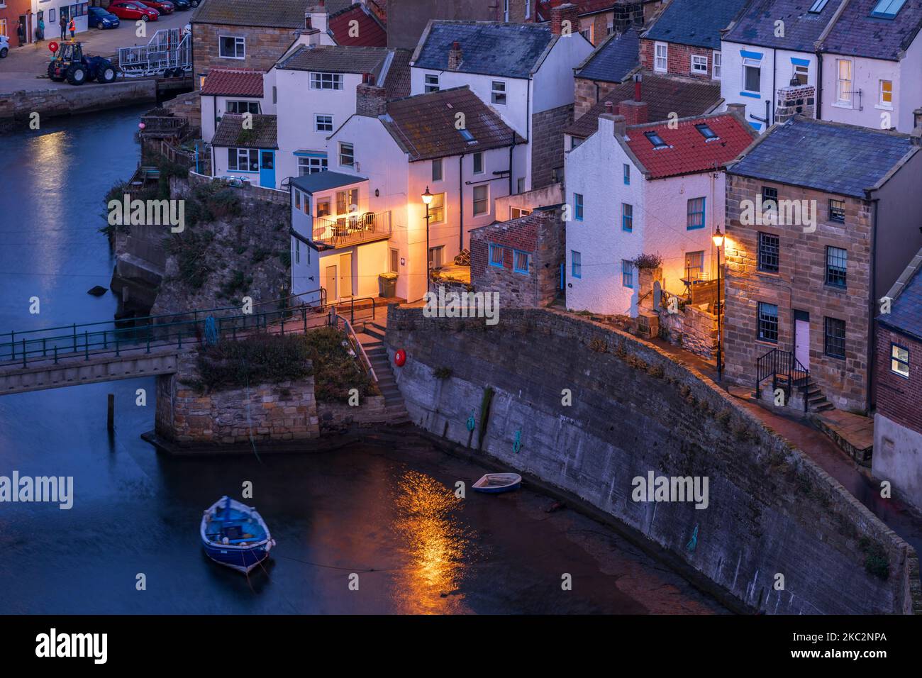 Staithes Harbour North Yorkshire Inghilterra al crepuscolo Foto Stock