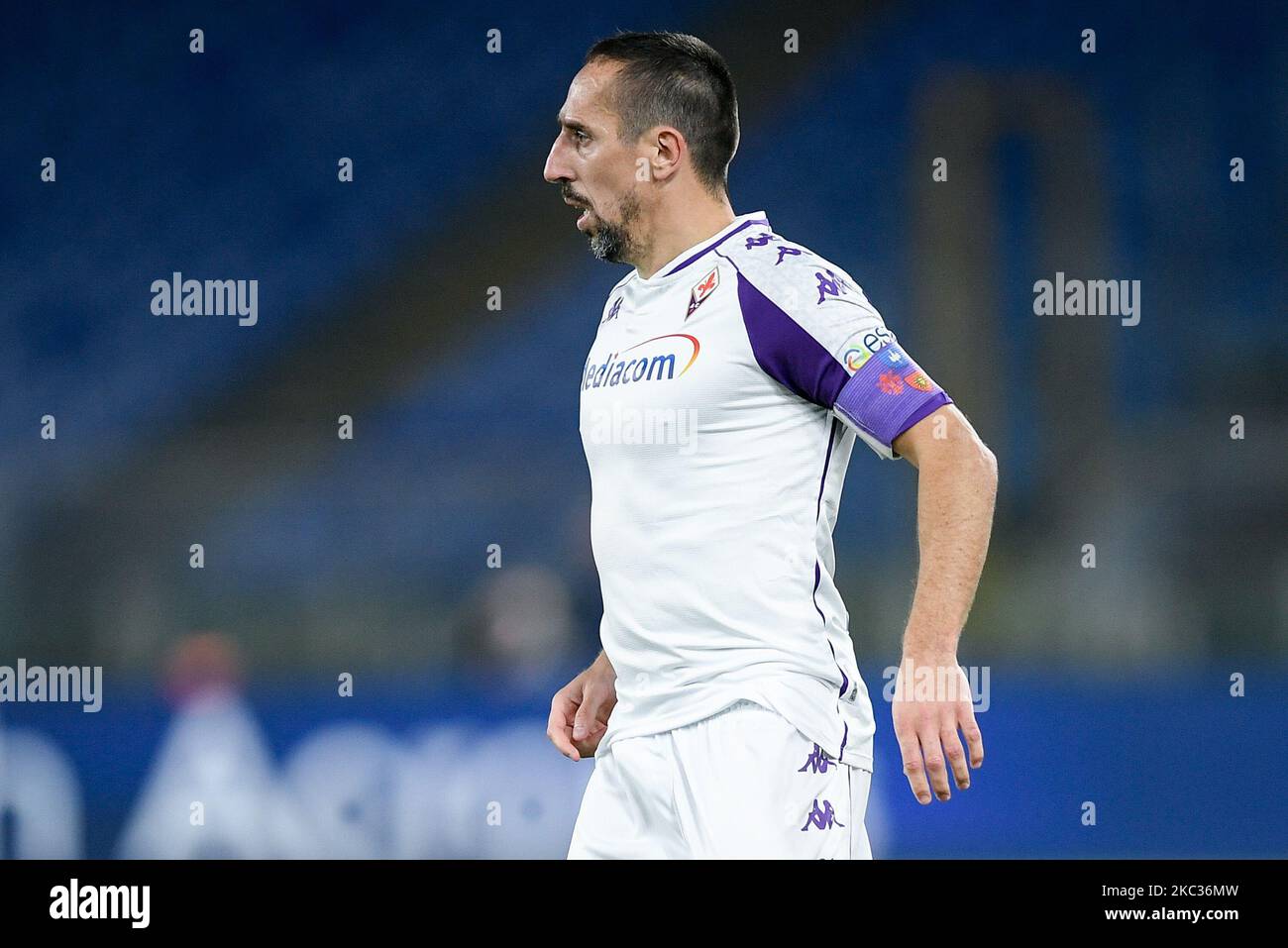 Franck Ribery di ACF Fiorentina guarda durante la Serie Un match tra AS Roma e ACF Fiorentina allo Stadio Olimpico di Roma il 1 novembre 2020. (Foto di Giuseppe Maffia/NurPhoto) Foto Stock