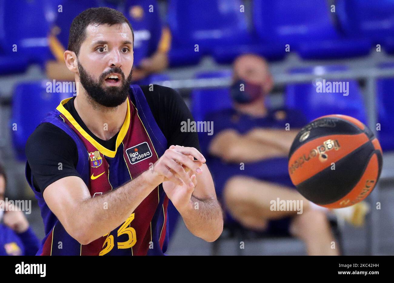 Nikola Mirotic durante la partita tra FC Barcelona e Real Betis Baloncesto, corrispondente alla settimana 11 della Liga Endesa, giocata al Palau Blaugrana, il 14th novembre 2020, a Barcellona, Spagna. (Foto di Joan Valls/Urbanandsport/NurPhoto) Foto Stock