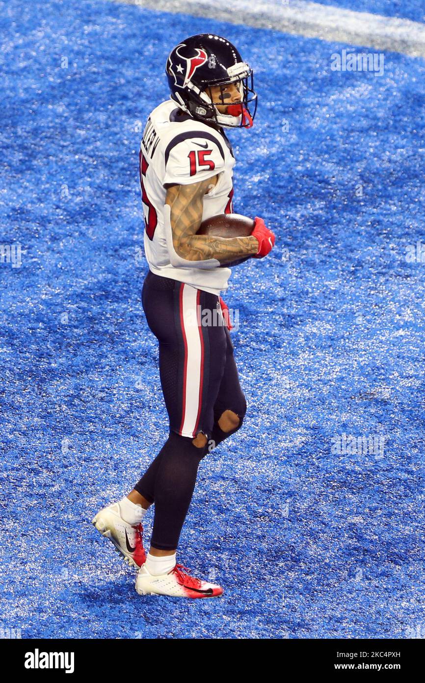 Il ricevitore Will Fuller (15) di Houston Texans fa la sua parte durante la prima metà di una partita di football tra i Detroit Lions e gli Houston Texans a Detroit, Michigan USA, giovedì 26 novembre 2020. (Foto di Amy Lemus/NurPhoto) Foto Stock