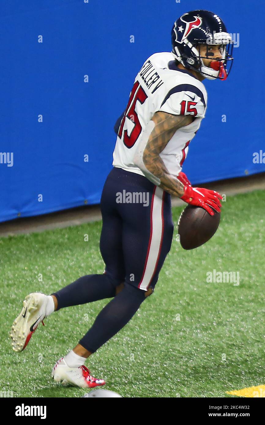 Il ricevitore Will Fuller di Houston Texans (15) reagisce dopo aver preso il pass e averlo fatto passare nella zona finale durante la seconda metà di una partita di football tra gli Houston Texans e i Detroit Lions a Detroit, Michigan USA, giovedì 26 novembre 2020. (Foto di Amy Lemus/NurPhoto) Foto Stock