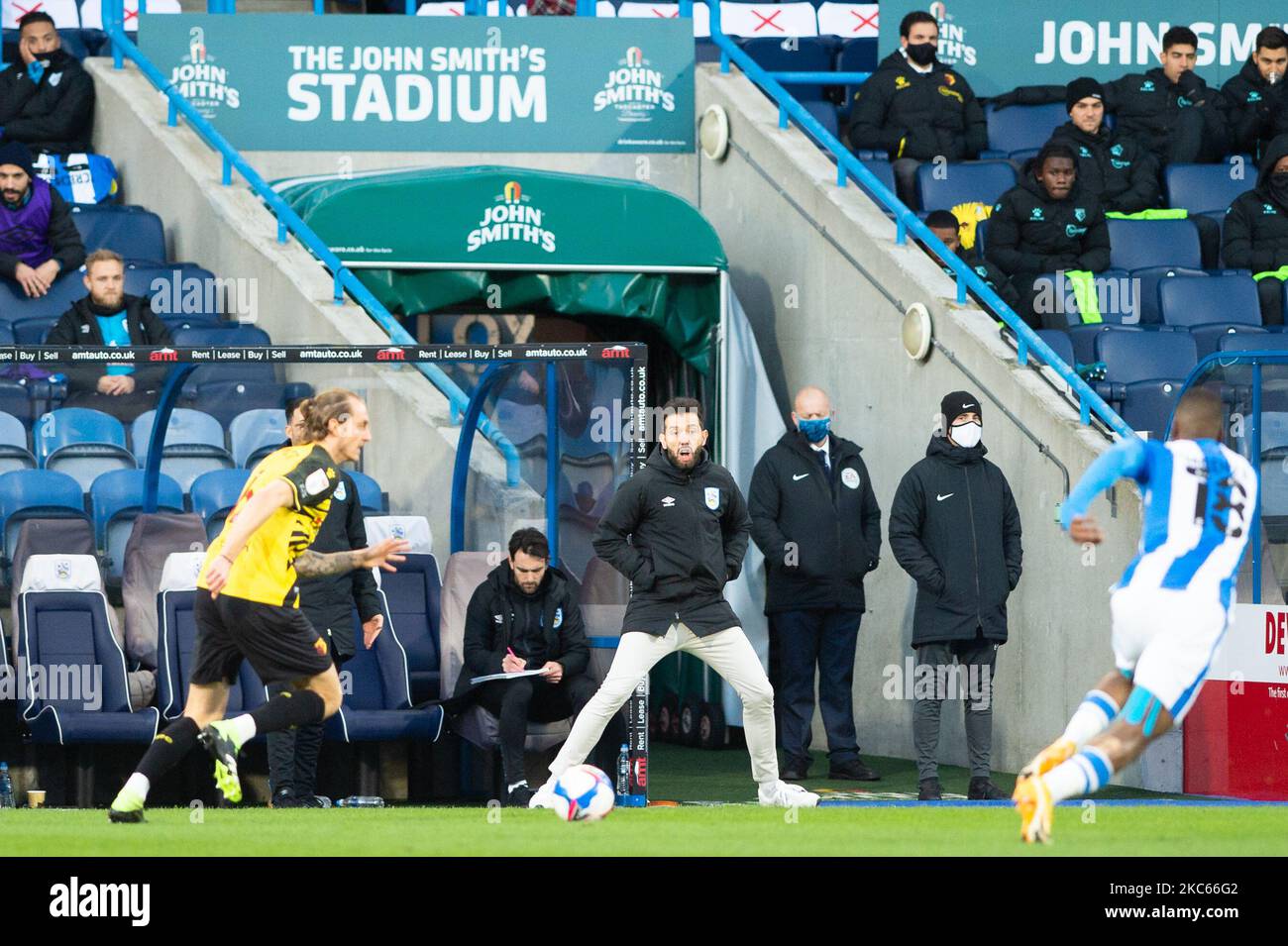 Carlos Corberán, responsabile della città di Huddersfield, durante la partita del Campionato Sky Bet tra Huddersfield Town e Watford allo stadio John Smith di Huddersfield sabato 19th dicembre 2020. (Foto di Pat Scaasi/MI News/NurPhoto) Foto Stock