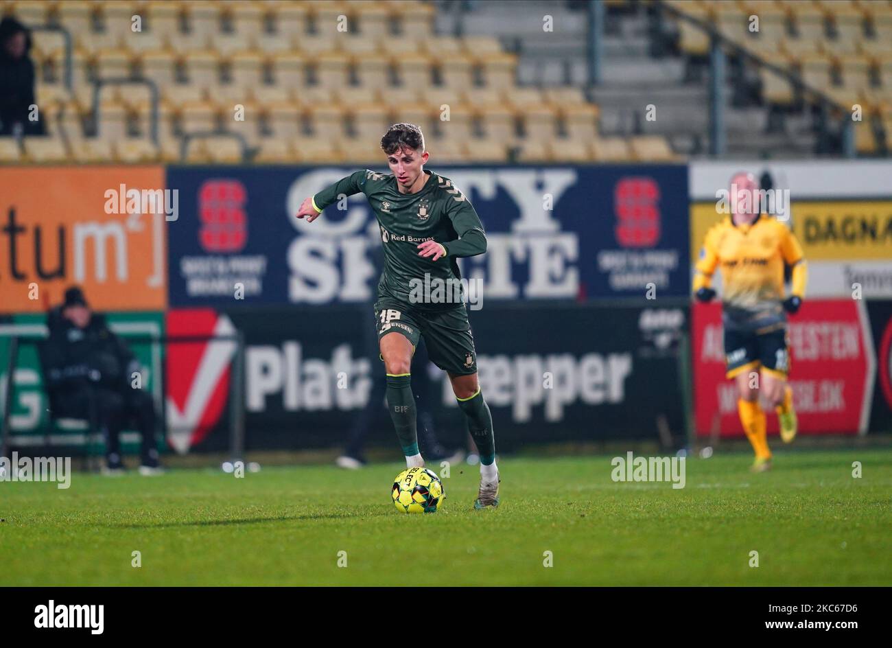 Jesper Lindström di Brøndby durante la Superliga match tra AC Horsens e Brøndby a CASA Arena, Horsens, Danimarca il 20 dicembre 2020. (Foto di Ulrik Pedersen/NurPhoto) Foto Stock