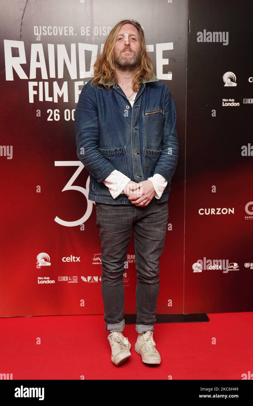 Andy Burrows partecipa alla prima edizione europea di Razorlight: Fall to pieces come parte del Raindance Film Festival al Genesis Cinema, Mile End Road, Londra. Data immagine: Venerdì 4 novembre 2022. Foto Stock