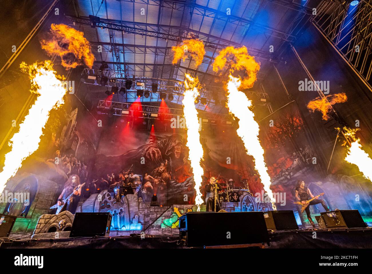 Concerto Power Metal della band tedesca Powerwolf, nella XV edizione del festival delle leggende rock a Villena, Alicante. Foto Stock