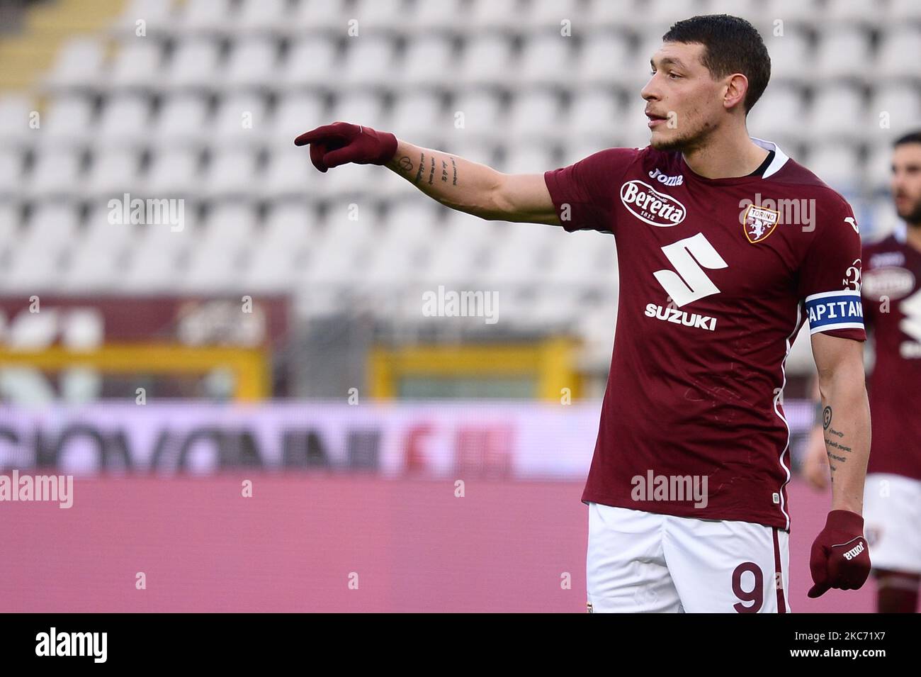 Andrea Belotti del Torino FC durante la Serie Una partita di calcio tra Torino FC e Hellas Verona FC allo Stadio Olimpico Grande Torino il 6 gennaio 2021 a Torino. Gli stadi sportivi in Italia restano soggetti a rigorose restrizioni a causa della pandemia di Coronavirus, in quanto le leggi governative di allontanamento sociale vietano ai fan di entrare nei locali, con conseguente gioco a porte chiuse (Foto di Alberto Gandolfo/NurPhoto) Foto Stock