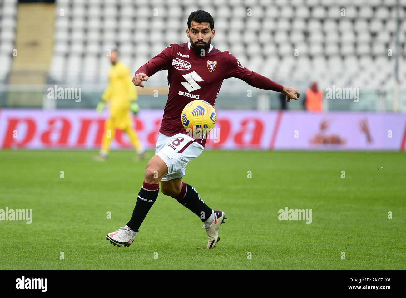 Tomas Rincon del Torino FC durante la Serie Una partita di calcio tra Torino FC e Hellas Verona FC allo Stadio Olimpico Grande Torino il 6 gennaio 2021 a Torino. Gli stadi sportivi in Italia restano soggetti a rigorose restrizioni a causa della pandemia di Coronavirus, in quanto le leggi governative di allontanamento sociale vietano ai fan di entrare nei locali, con conseguente gioco a porte chiuse (Foto di Alberto Gandolfo/NurPhoto) Foto Stock
