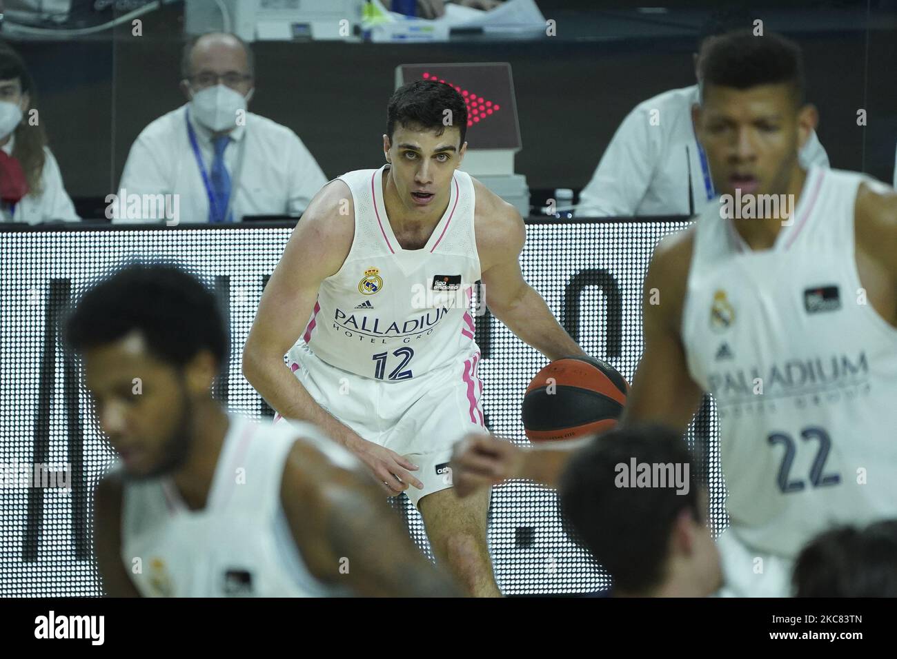 Carlos Alocn del Real Madrid durante il gioco corrispondente alla Lega ACB del Real Madrid contro MoraBanc Andorra giocato al Wizink Center di Madrid 24 gennaio 2021 Spagna (Foto di Oscar Gonzalez/NurPhoto) Foto Stock