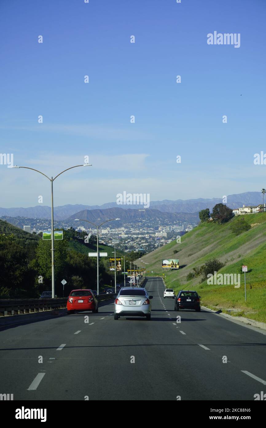 Una ripresa verticale del West Los Angeles Street Downhill verso Hollywood Foto Stock