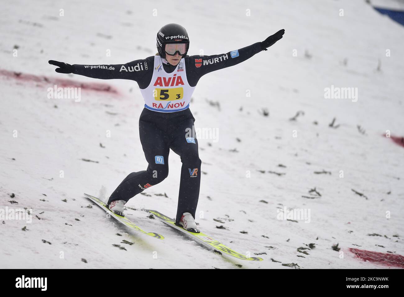 RUPPRECHT Anna di Germania in azione durante la FIS Ski Jumping World Cup - Coppa del mondo 26th a Rasnov, Romania, il 20 febbraio 2021. (Foto di Alex Nicodim/NurPhoto) Foto Stock