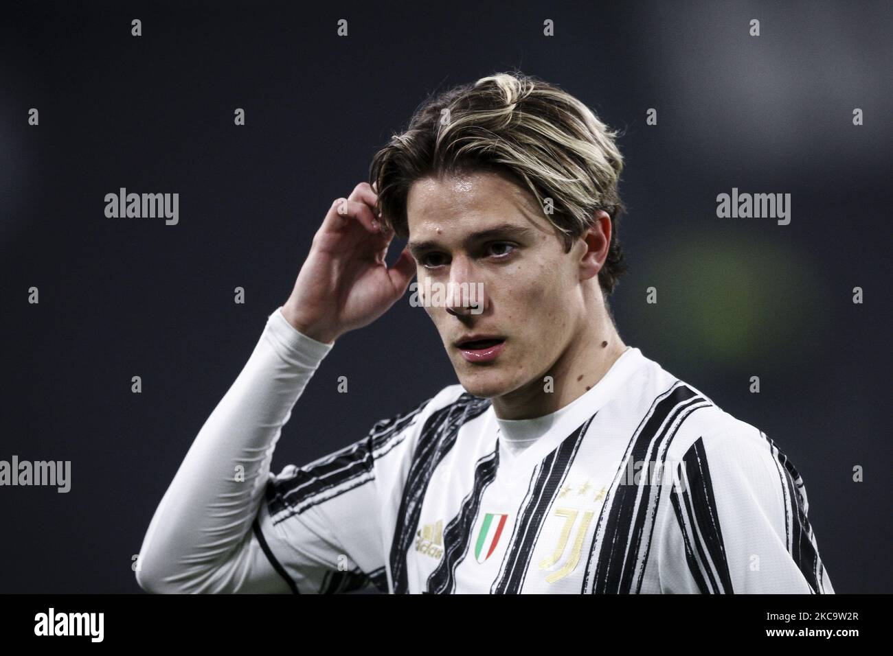 Il centrocampista della Juventus Nicolo Fagioli (41) guarda durante la Serie Una partita di calcio n.23 JUVENTUS - CROTONE il 22 febbraio 2021 allo Stadio Allianz di Torino, Piemonte, Italia. Risultato finale: Juventus-Crotone 3-0. (Foto di Matteo Bottanelli/NurPhoto) Foto Stock