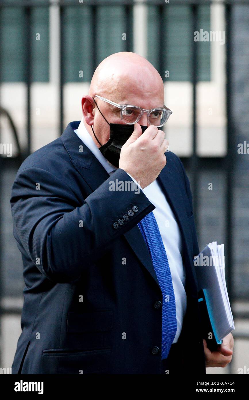 Il Ministro per l'implementazione dei vaccini Covid Nadhim Zahawi lascia 10 Downing Street a Londra, Inghilterra, il 2 marzo 2021. (Foto di David Cliff/NurPhoto) Foto Stock