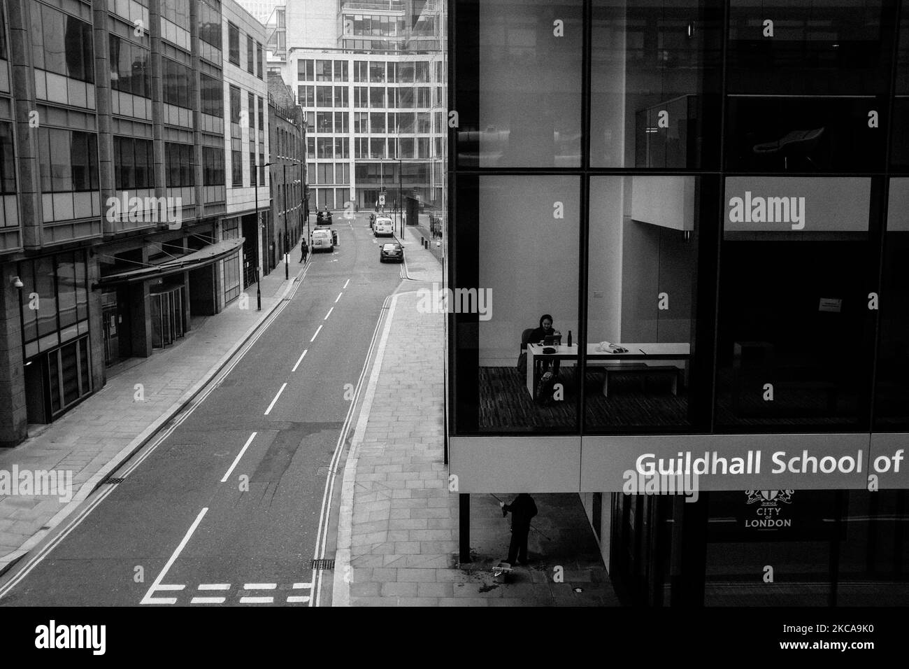 Vista generale del quartiere finanziario della città di Londra, il 3 marzo 2021 a Londra, Inghilterra. Il Cancelliere dello scacchiere, Rishi Sunak, presenta il bilancio del governo alla Camera dei Comuni. Si è impegnato a proteggere posti di lavoro e mezzi di sostentamento mentre l’economia britannica ha dovuto affrontare una crisi durante la pandemia di Coronavirus. (Foto di Alberto Pezzali/NurPhoto) Foto Stock