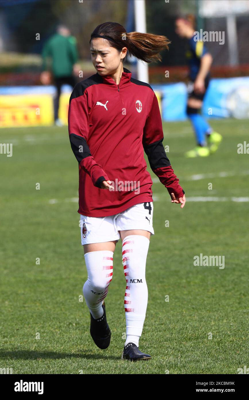 Yui Hasegawa di AC Milan in azione durante la Serie delle Donne Un incontro tra FC Internazionale e AC Milan al Suning Youth Development Centre in memoria di Giacinto Facchetti il 28 marzo 2021 a Milano. (Foto di Mairo Cinquetti/NurPhoto) Foto Stock